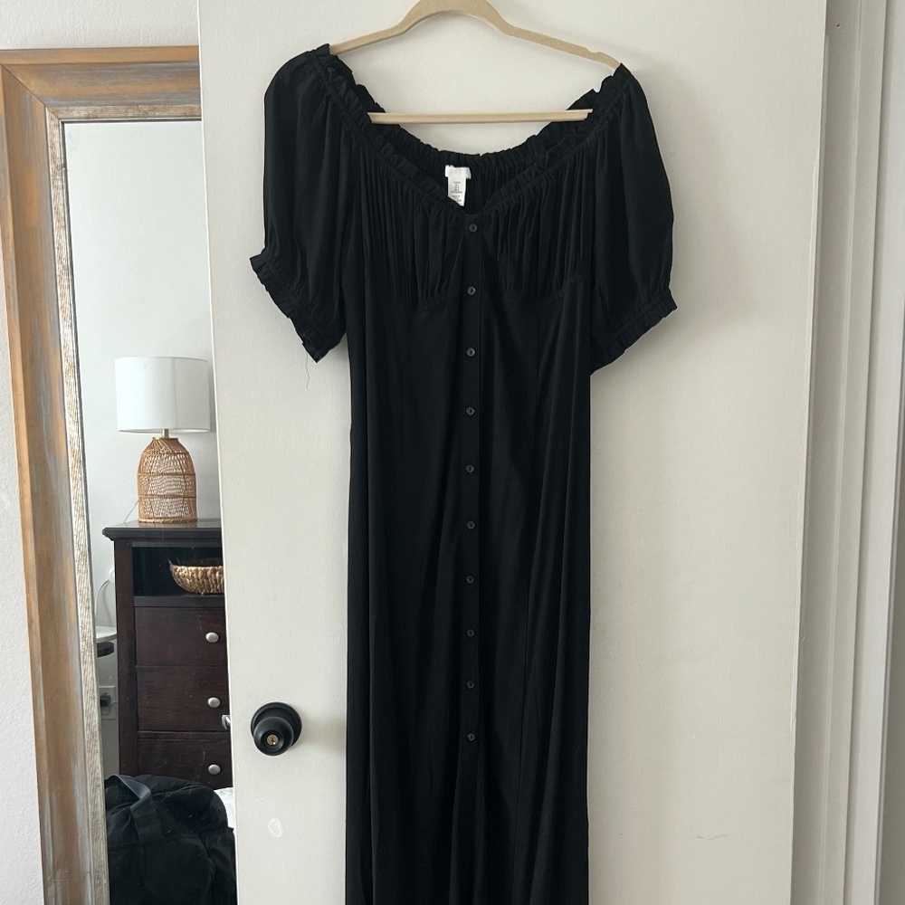NWOT H&M Black Maxi Dress Size Large